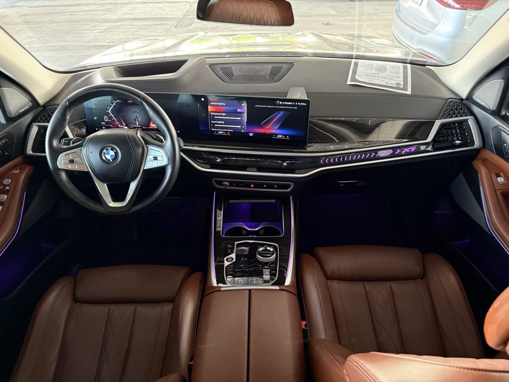 Used 2023 BMW X7 xDrive40i w/ Premium Package image 12