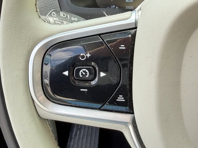 Used 2022 Volvo XC90 T5 Momentum w/ Advanced Package FWD image 28