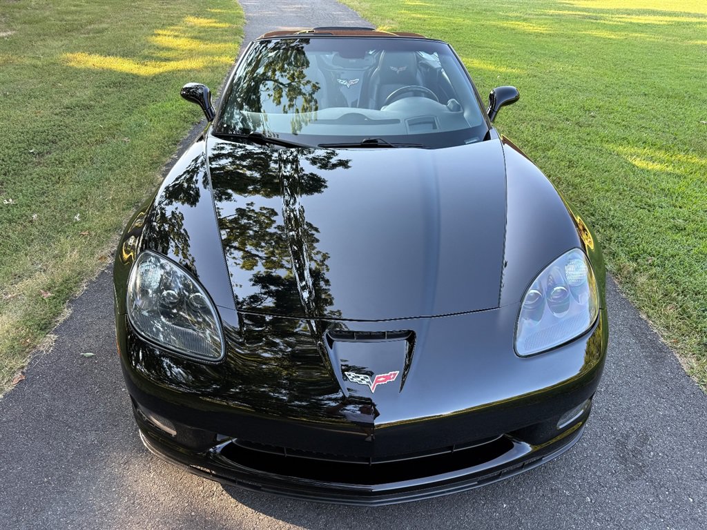 Used 2010 Chevrolet Corvette Grand Sport w/ Preferred Equipment Group RWD image 13