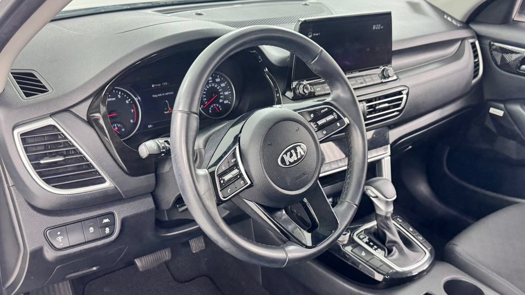 Used 2021 Kia Seltos SX AWD/4WD image 35