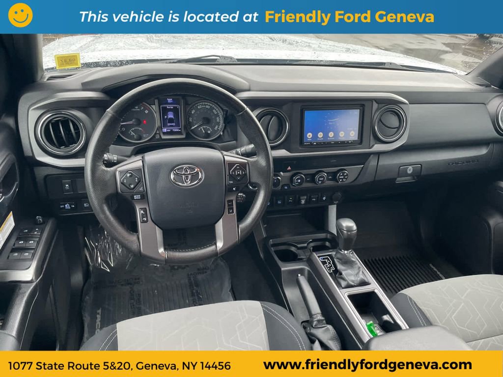 Used 2020 Toyota Tacoma TRD Off-Road w/ Technology Package AWD/4WD image 15