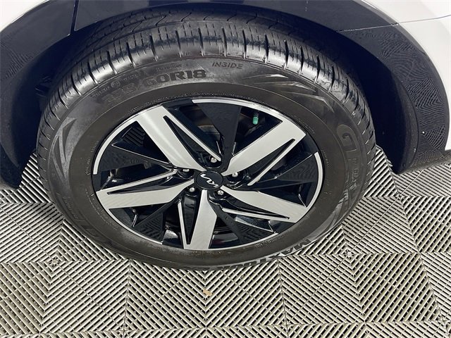 Used 2023 Kia Sorento S w/ Panoramic Sunroof Package image 33