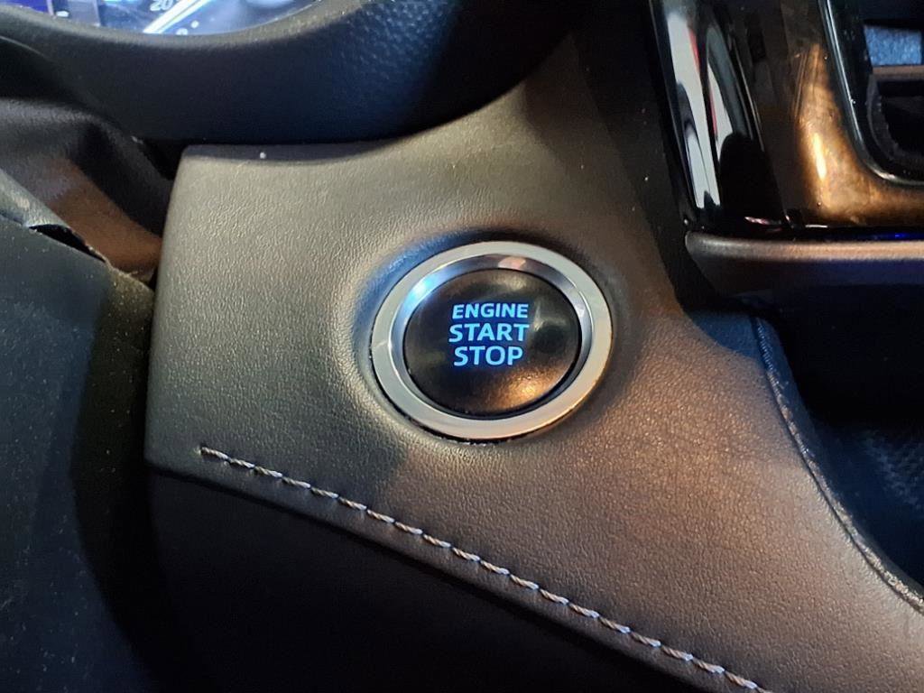 Used 2020 Toyota Highlander XLE image 26