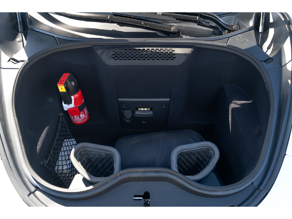 Used 2020 McLaren 620R RWD image 23