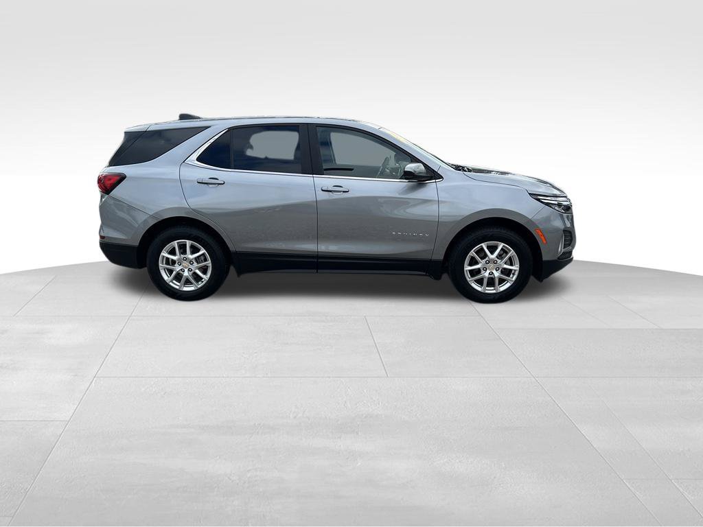 Used 2024 Chevrolet Equinox LT w/ LPO, Floor Liner Package AWD/4WD image 8