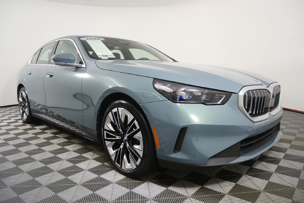 Certified 2026 BMW 530i RWD image 7