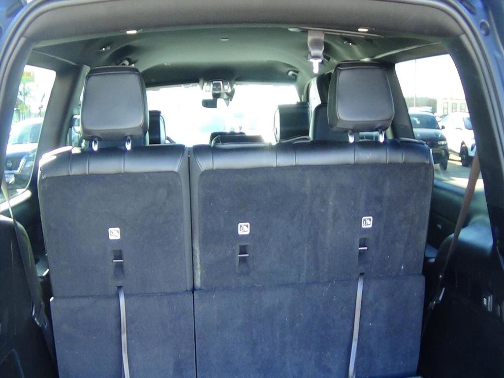 Certified 2024 Jeep Wagoneer 4WD w/ Convenience Group I image 10