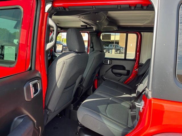 Used 2024 Jeep Wrangler Unlimited AWD/4WD image 23