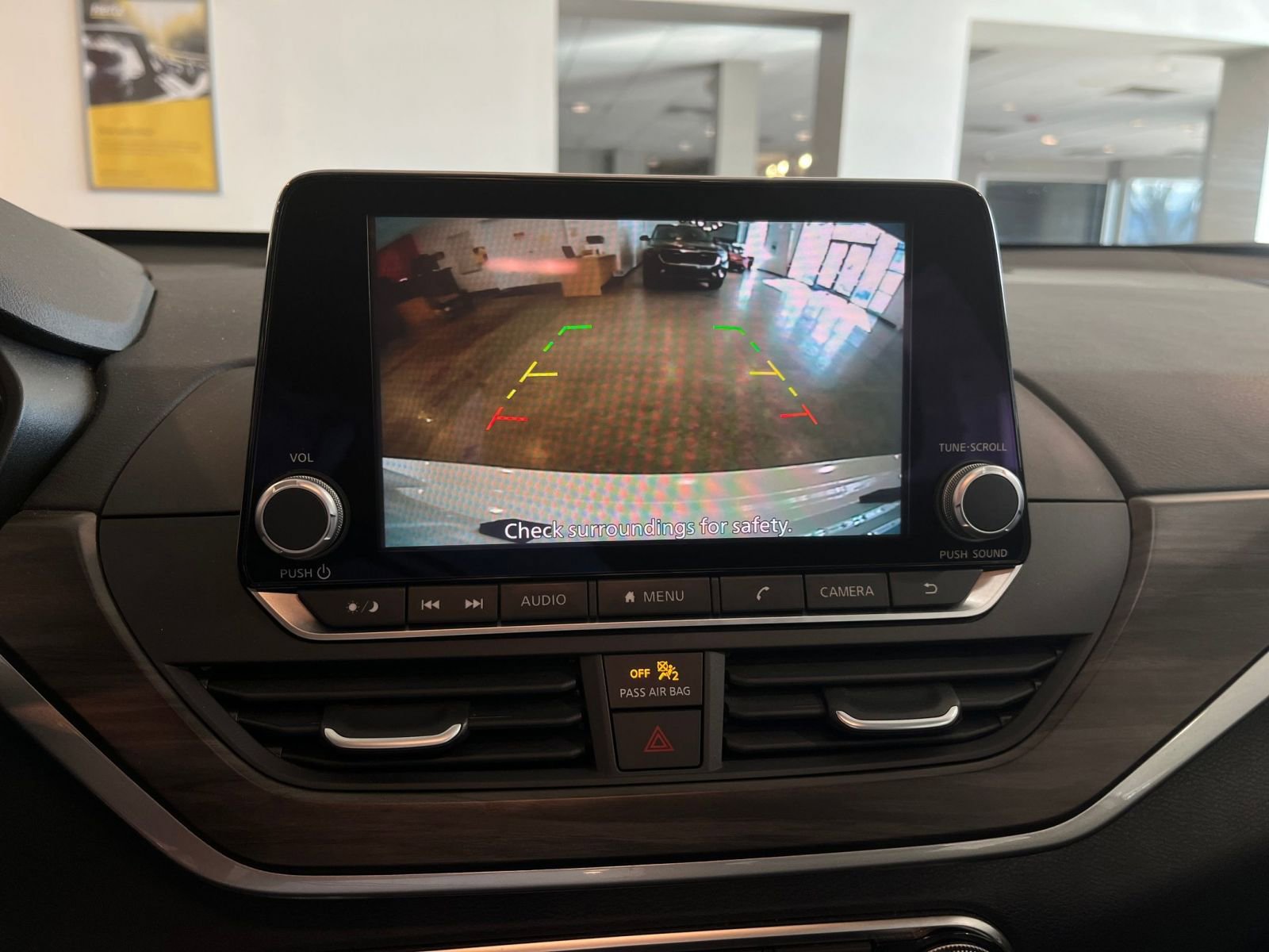 Used 2025 Nissan Altima 2.5 SV image 23