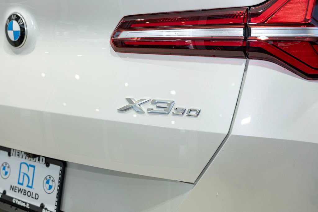 New 2026 BMW X3 xDrive30i w/ Premium Package AWD/4WD image 13