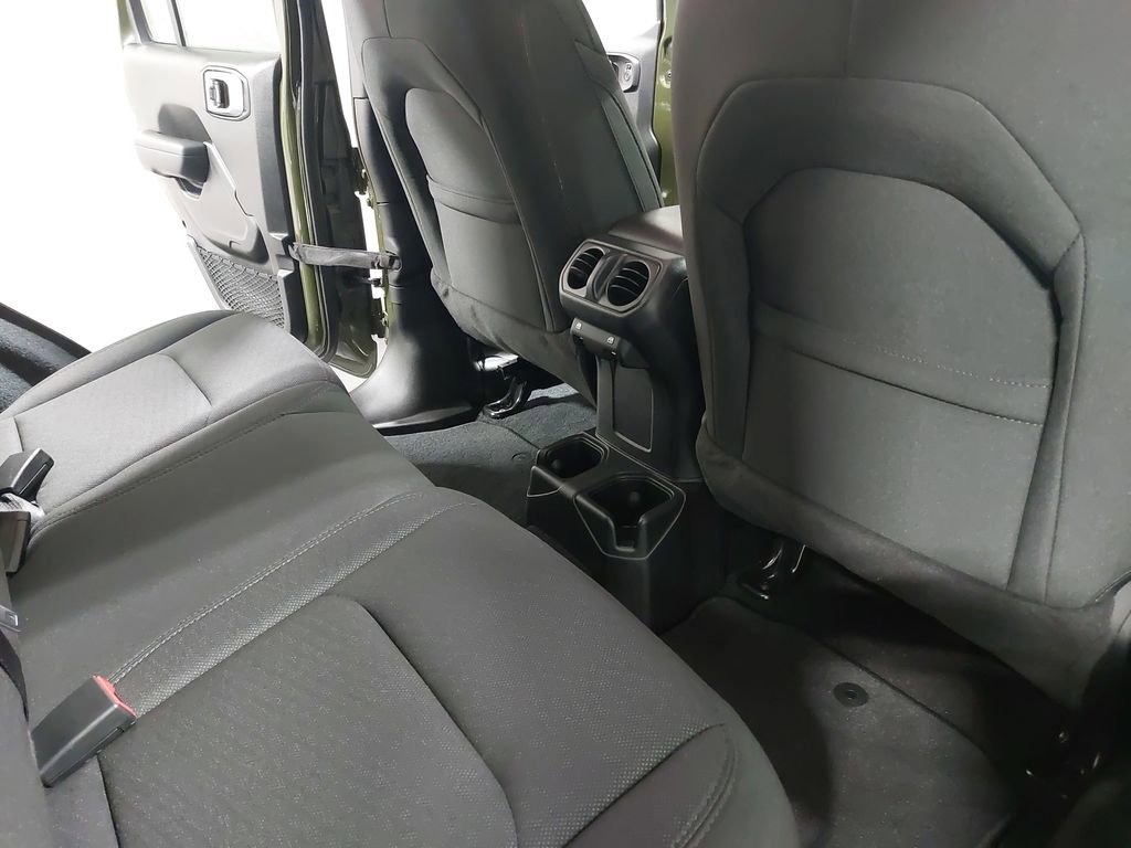 Used 2021 Jeep Wrangler Unlimited Sport image 11
