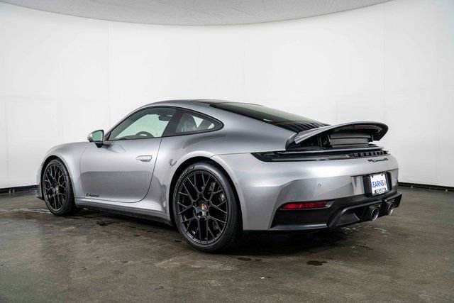 Used 2025 Porsche 911 Carrera GTS image 6