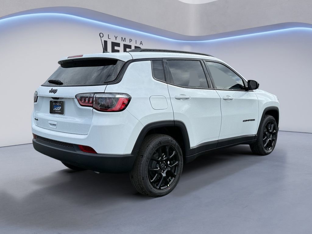 New 2026 Jeep Compass Latitude image 5