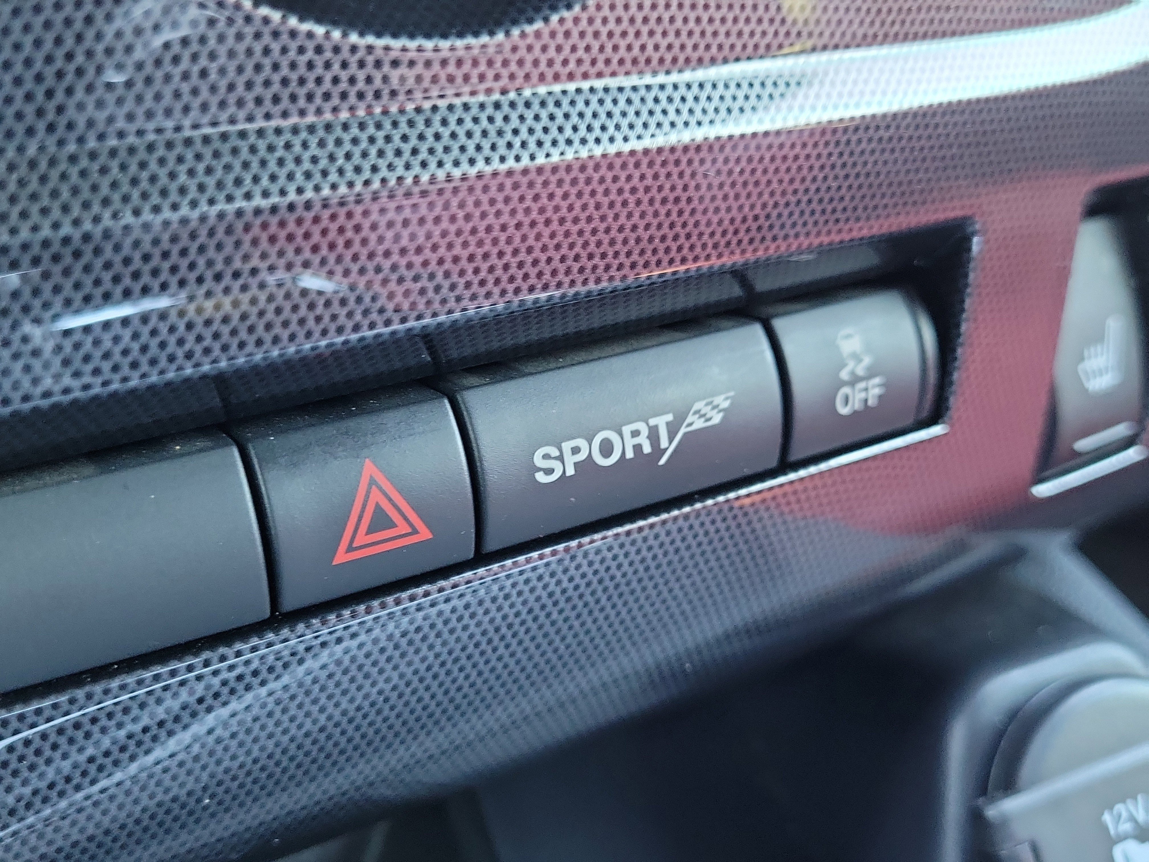 Used 2012 Dodge Challenger Rallye Redline image 26