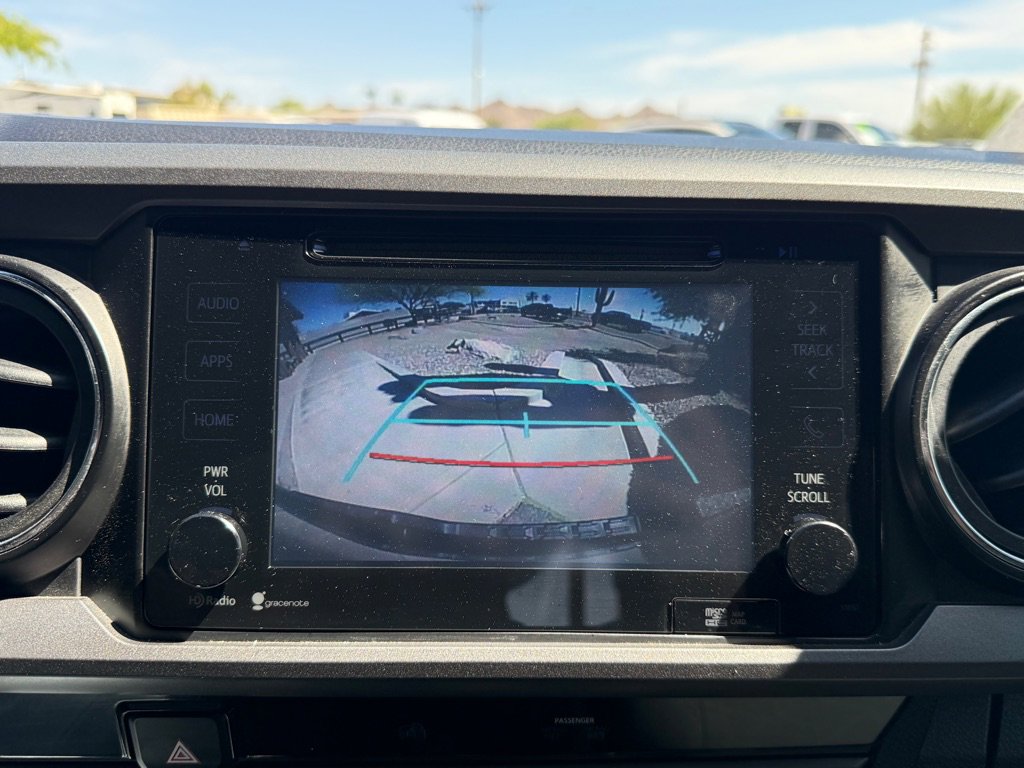 Used 2016 Toyota Tacoma TRD Sport w/ Towing Package RWD image 12