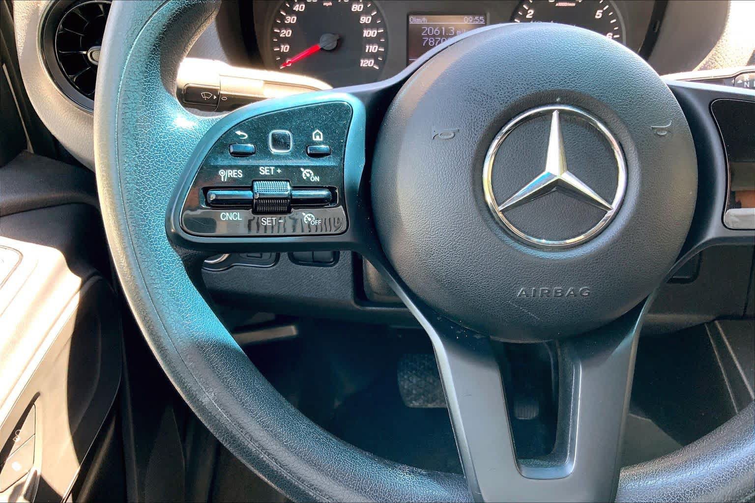 Used 2022 Mercedes-Benz Sprinter 2500 image 25