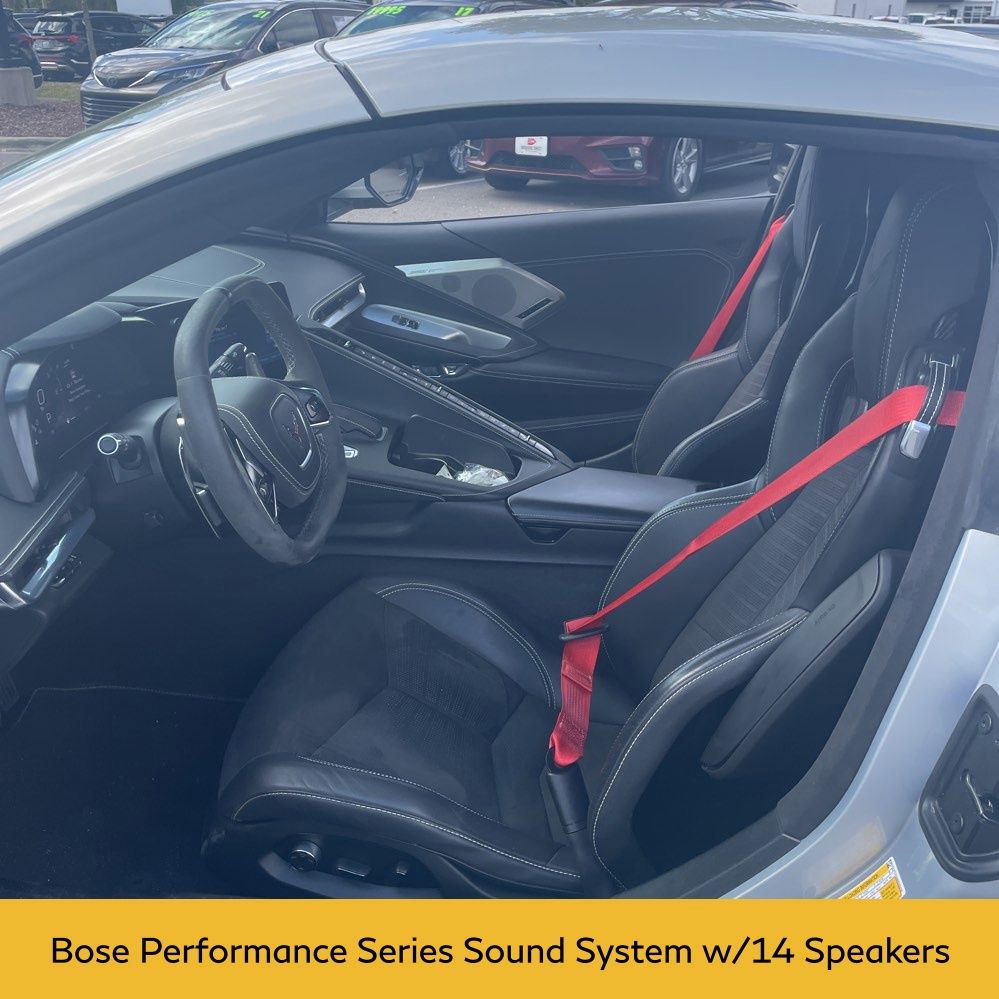 Used 2024 Chevrolet Corvette Stingray Premium Cpe w/ 3LT RWD image 8