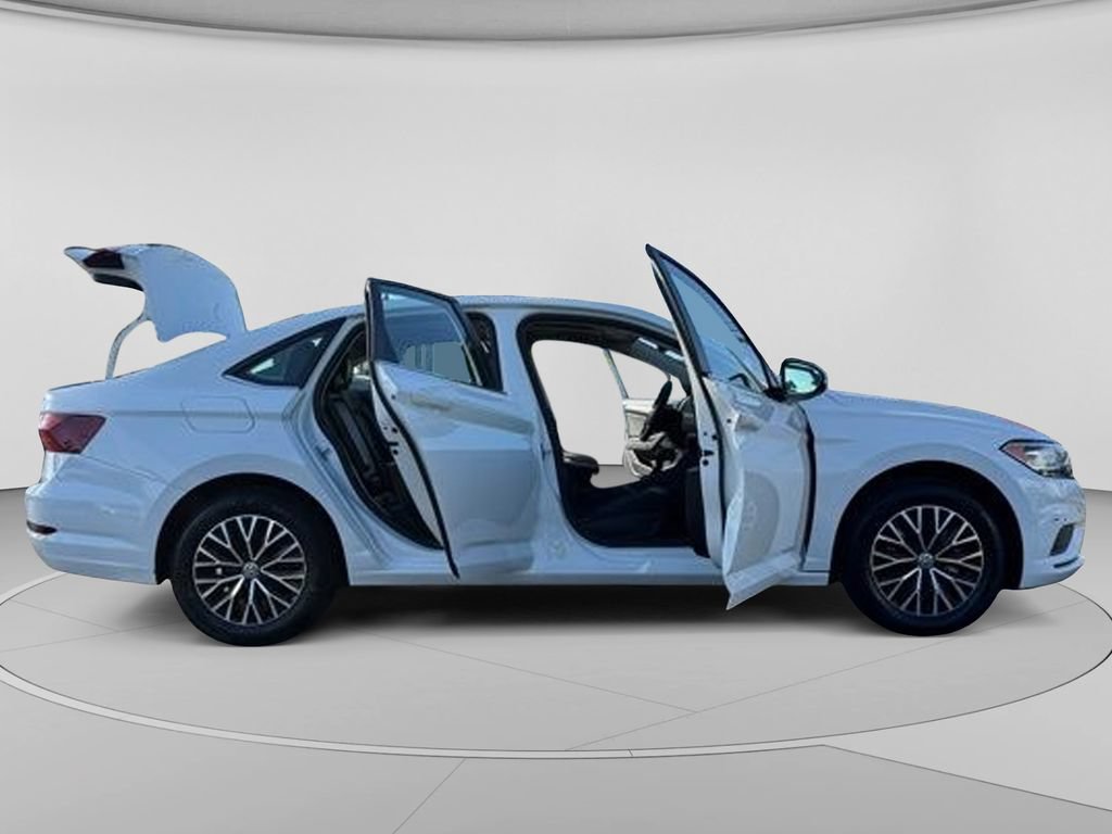 Used 2021 Volkswagen Jetta SE FWD image 33