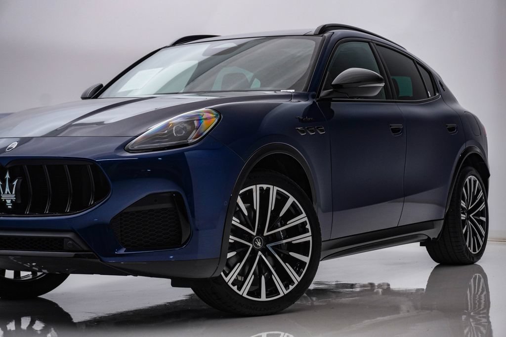 Certified 2025 Maserati Grecale Modena AWD/4WD video 2