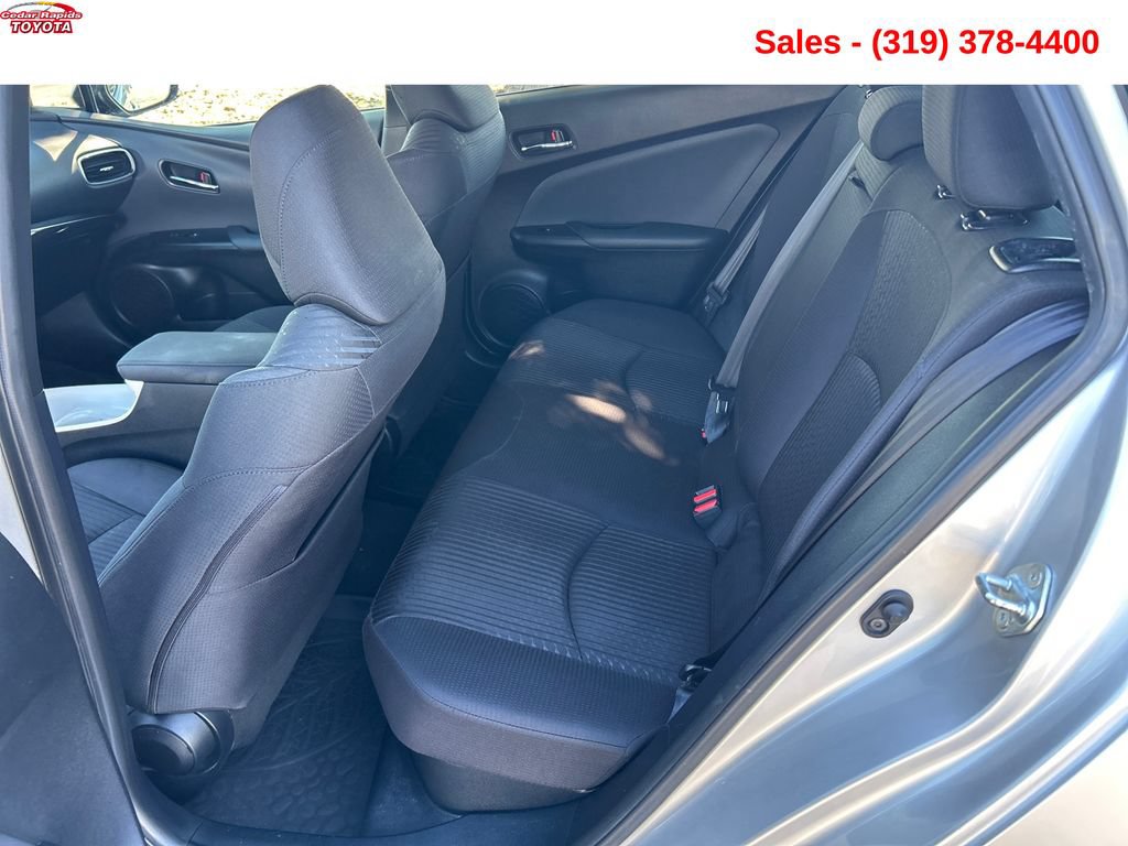 Used 2016 Toyota Prius Three FWD image 21