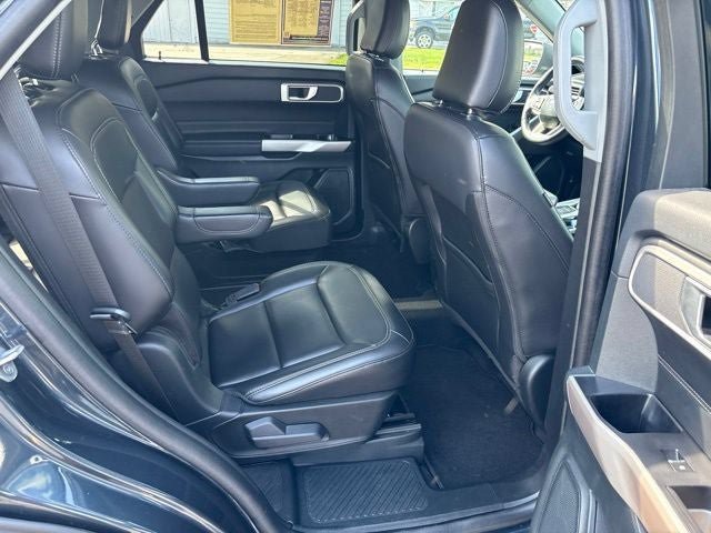 Certified 2023 Ford Explorer XLT w/ Equipment Group 202A AWD/4WD image 10