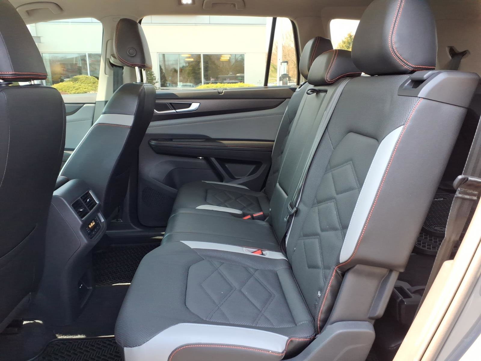 Certified 2024 Volkswagen Atlas Peak Edition SE image 16