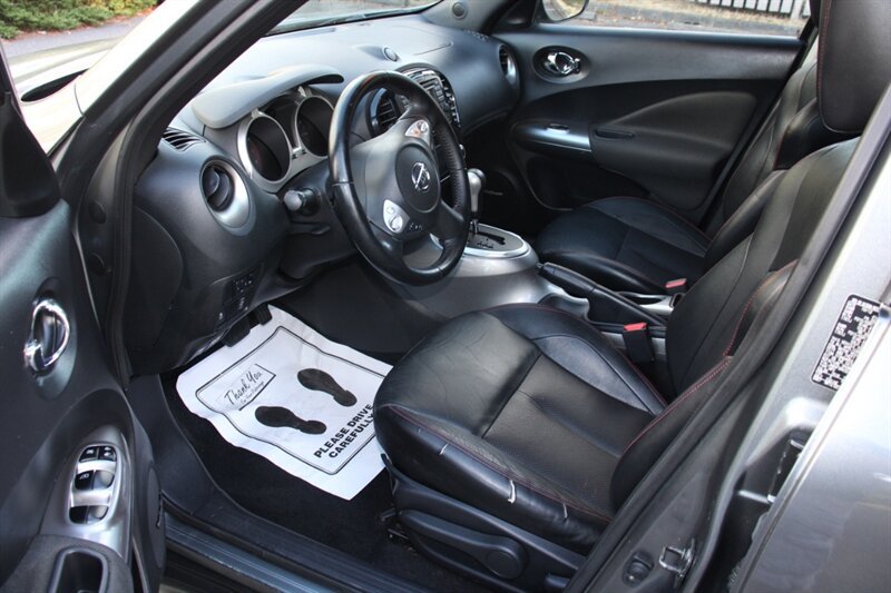 Used 2013 Nissan Juke SL w/ Midnight Edition AWD/4WD image 5