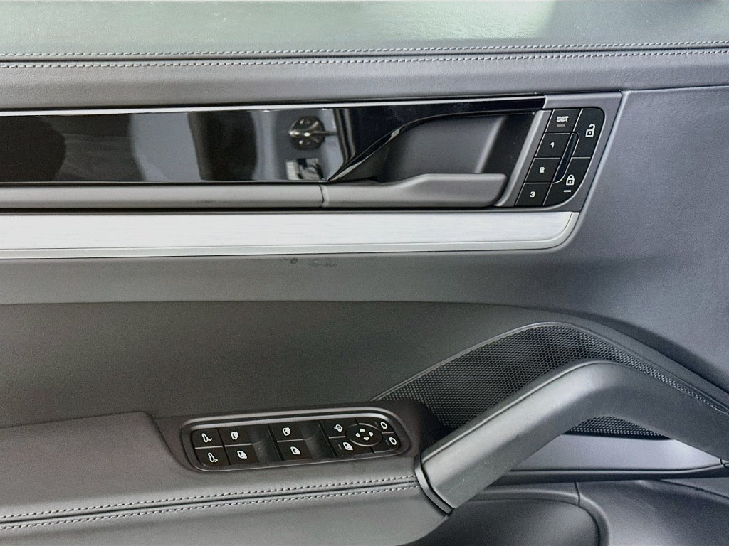 New 2026 Porsche Cayenne AWD/4WD image 20