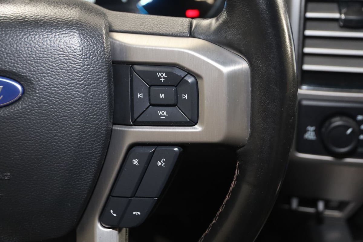 Used 2019 Ford F150 Platinum w/ FX4 Off-Road Package AWD/4WD image 38