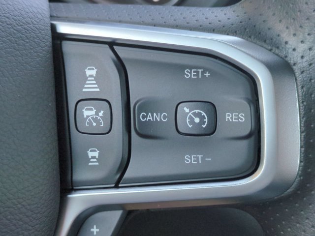 New 2027 RAM 1500 Express AWD/4WD image 24