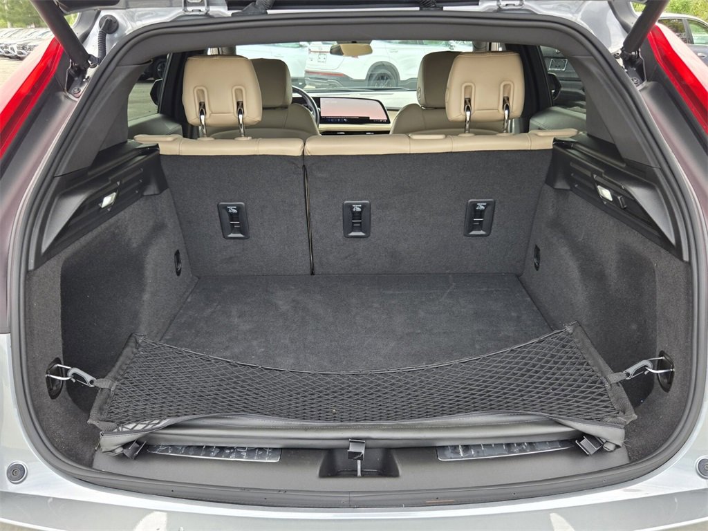 Used 2024 Cadillac XT4 Luxury w/ Cold Weather Package image 15