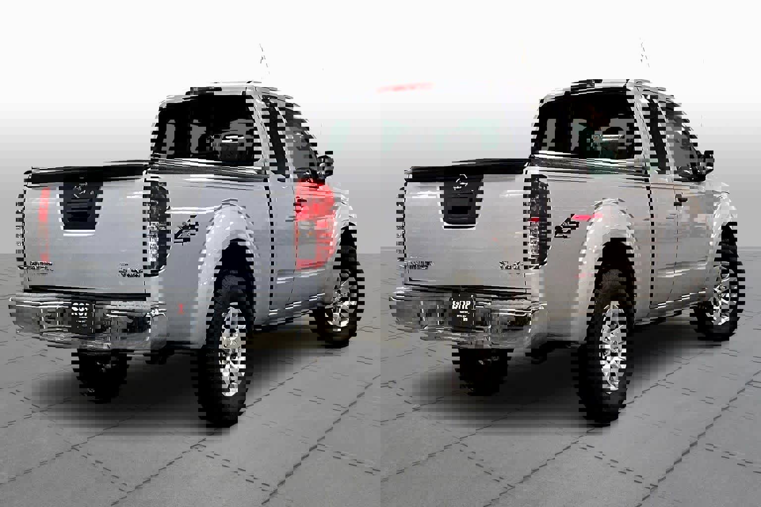 Used 2013 Nissan Frontier SV image 13