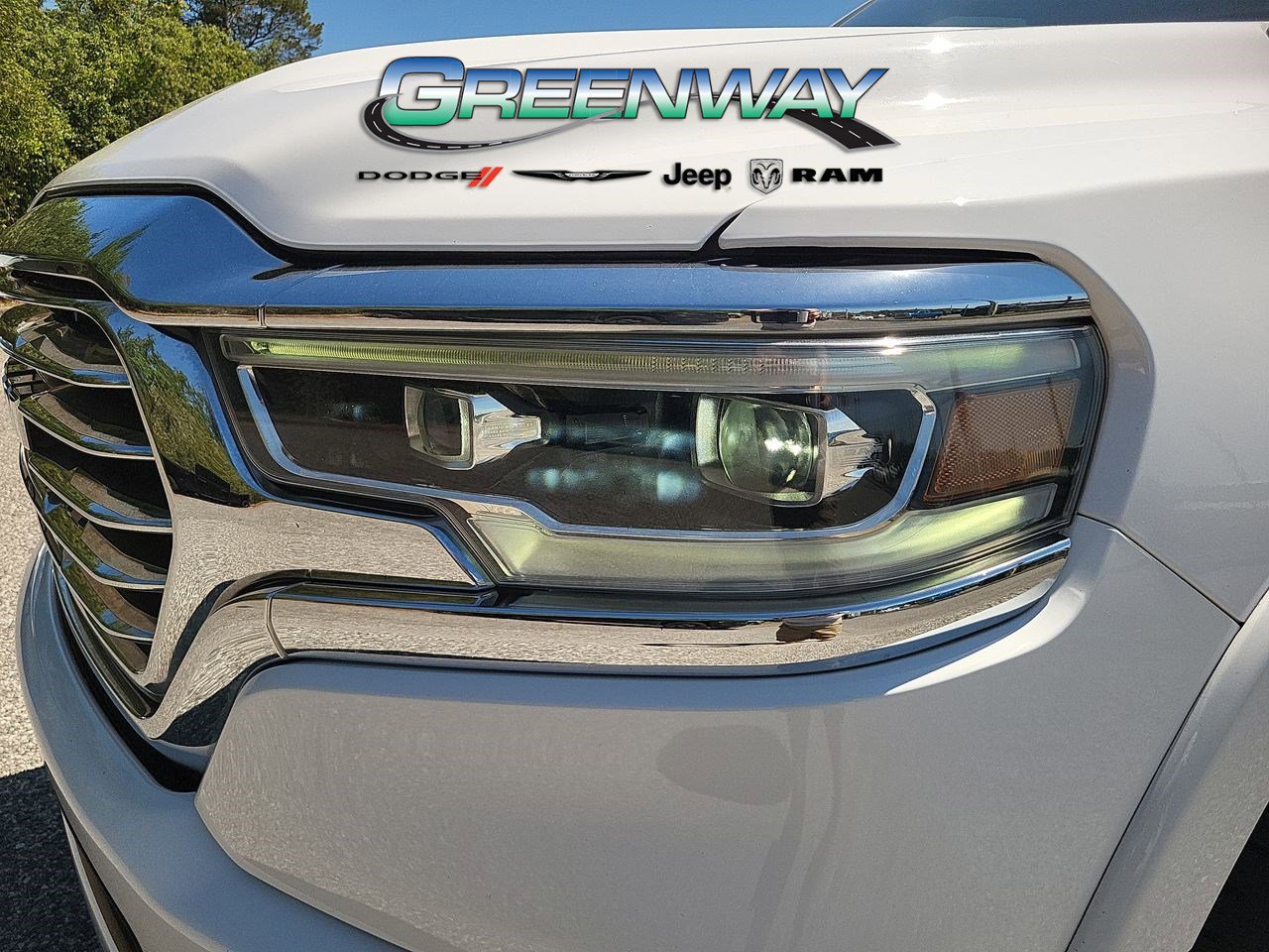 Used 2021 RAM 1500 Limited w/ Body Color Bumper Group AWD/4WD image 5