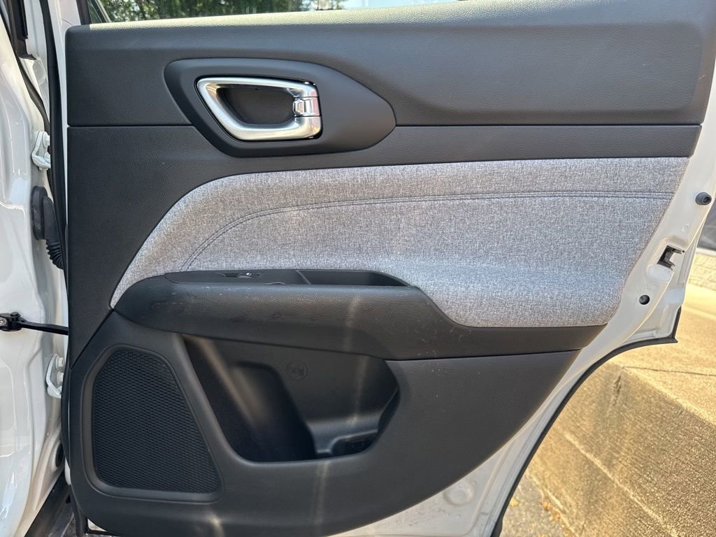 Used 2022 Jeep Compass Latitude image 55