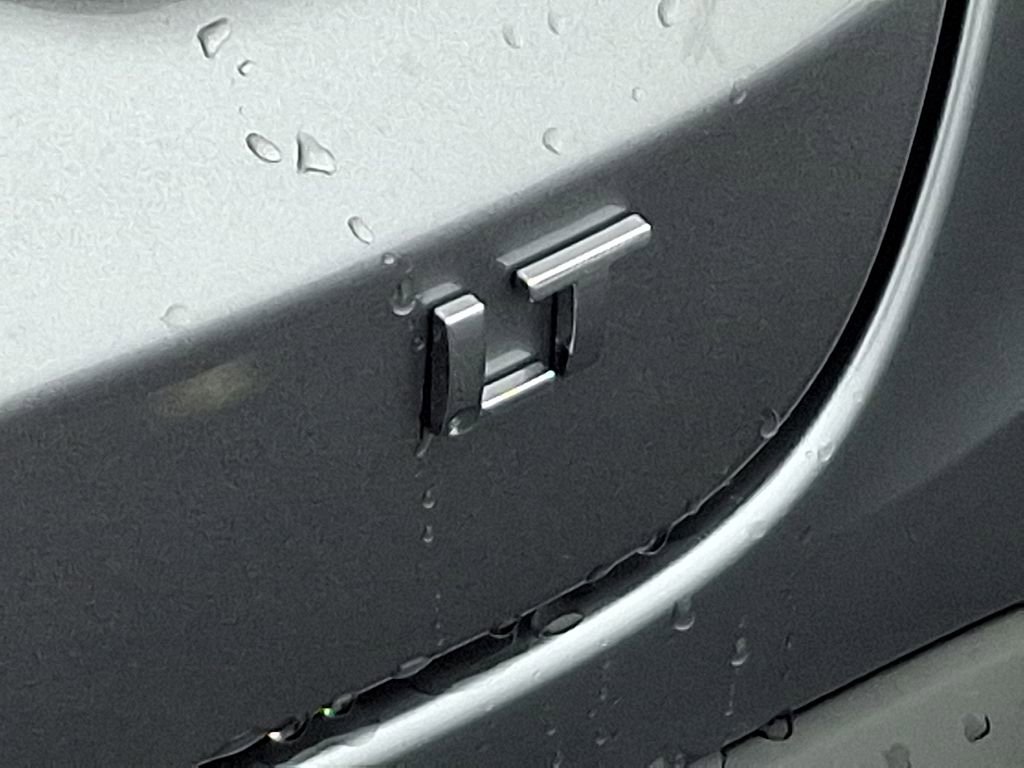 New 2026 Chevrolet Trax LT w/ Sunroof Package image 12