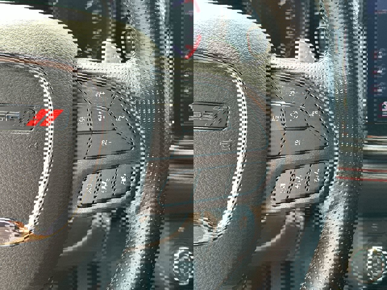 Used 2024 Dodge Durango GT image 28