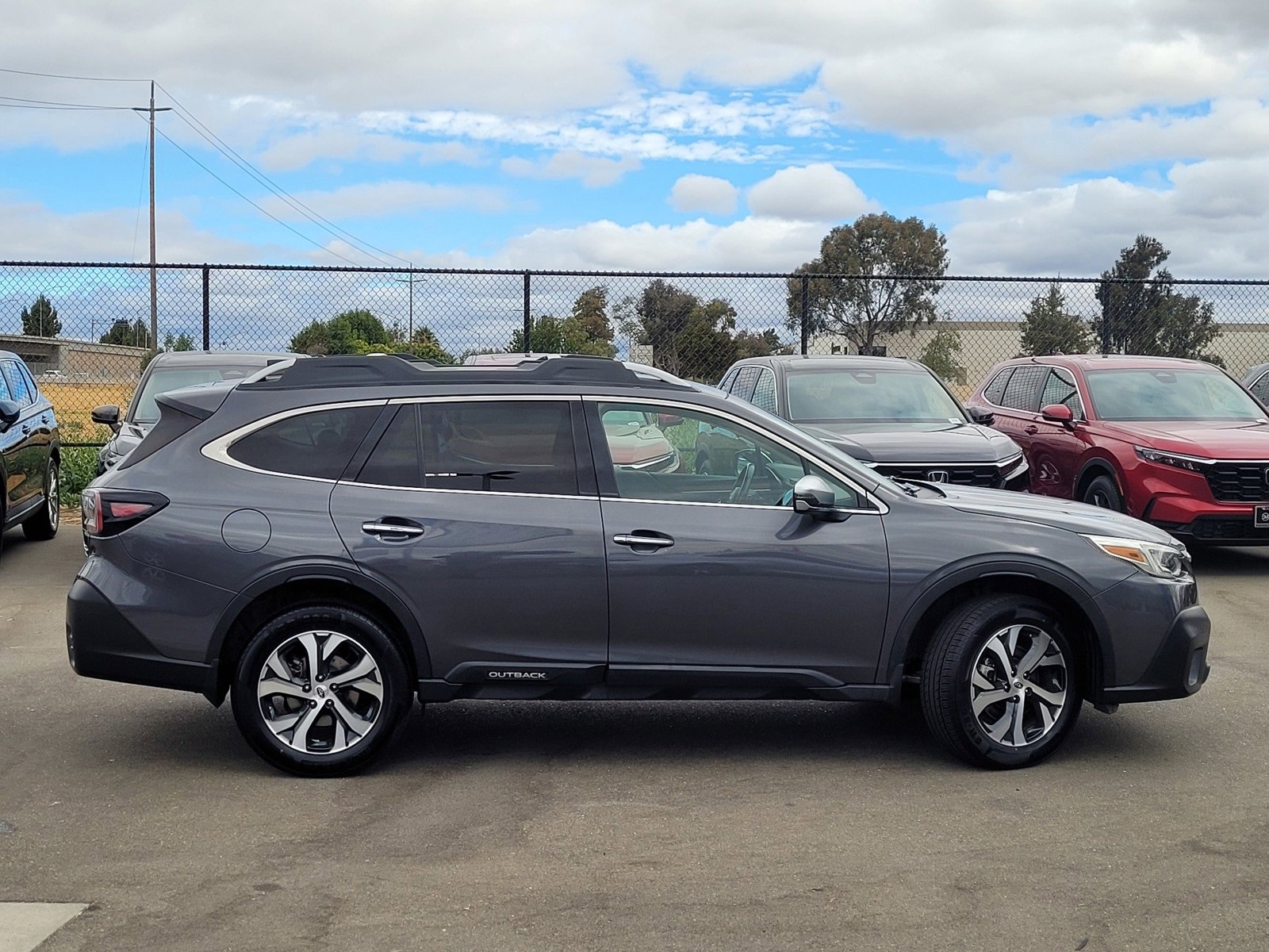 Used 2020 Subaru Outback Touring XT image 4