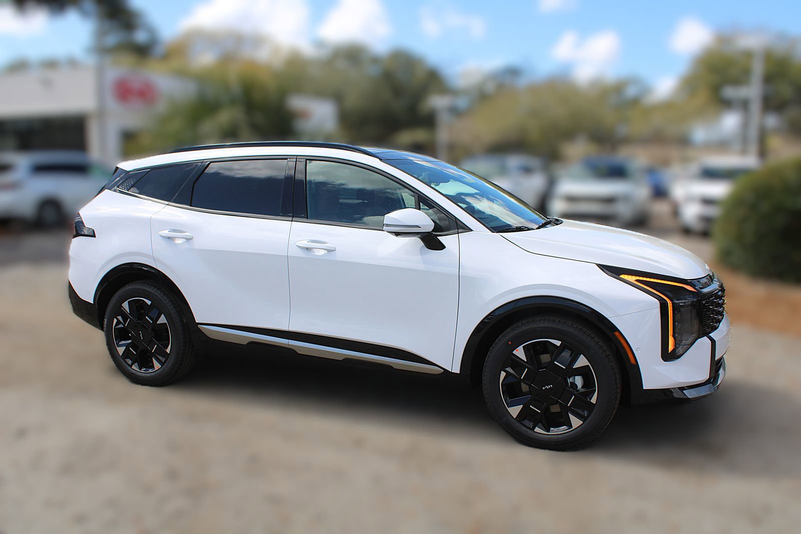 New 2026 Kia Sportage SX image 4