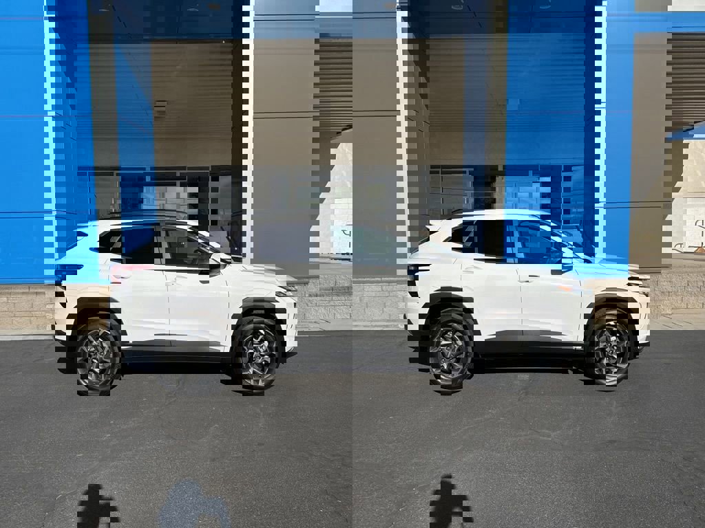 New 2026 Chevrolet Trax LT w/ Driver Confidence Package image 2