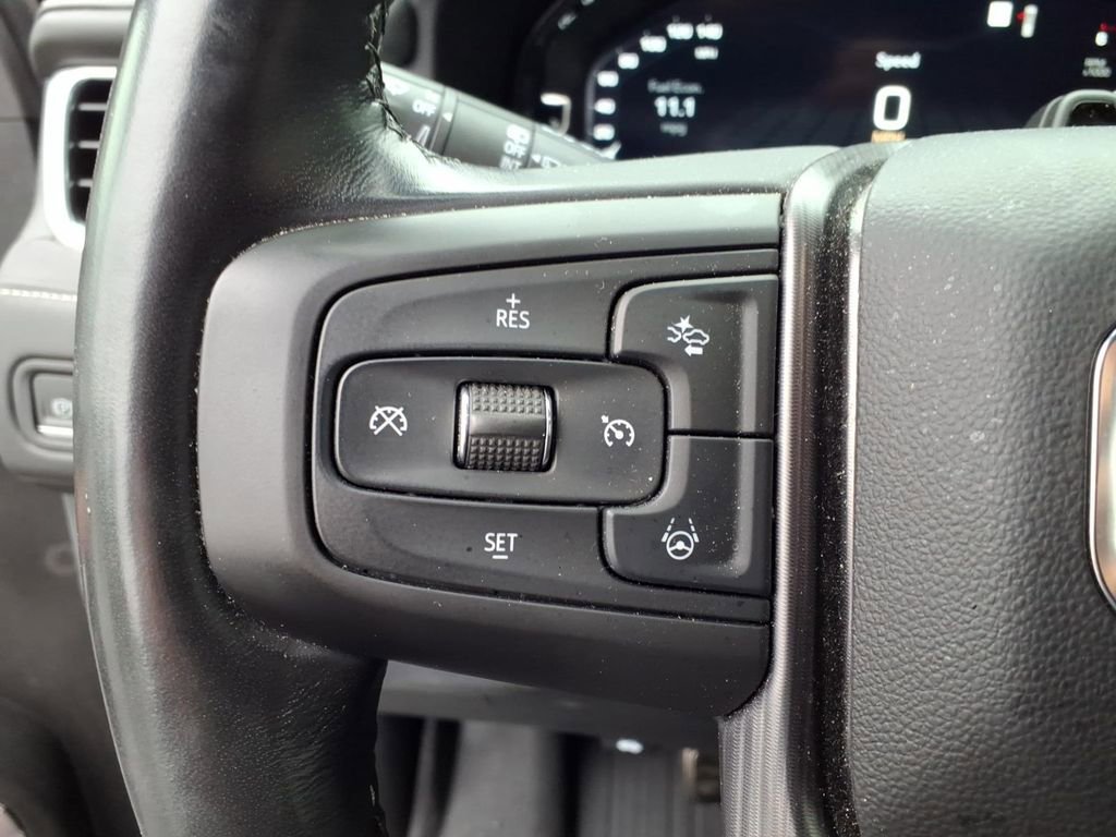Used 2023 GMC Yukon Denali Ultimate AWD/4WD image 18