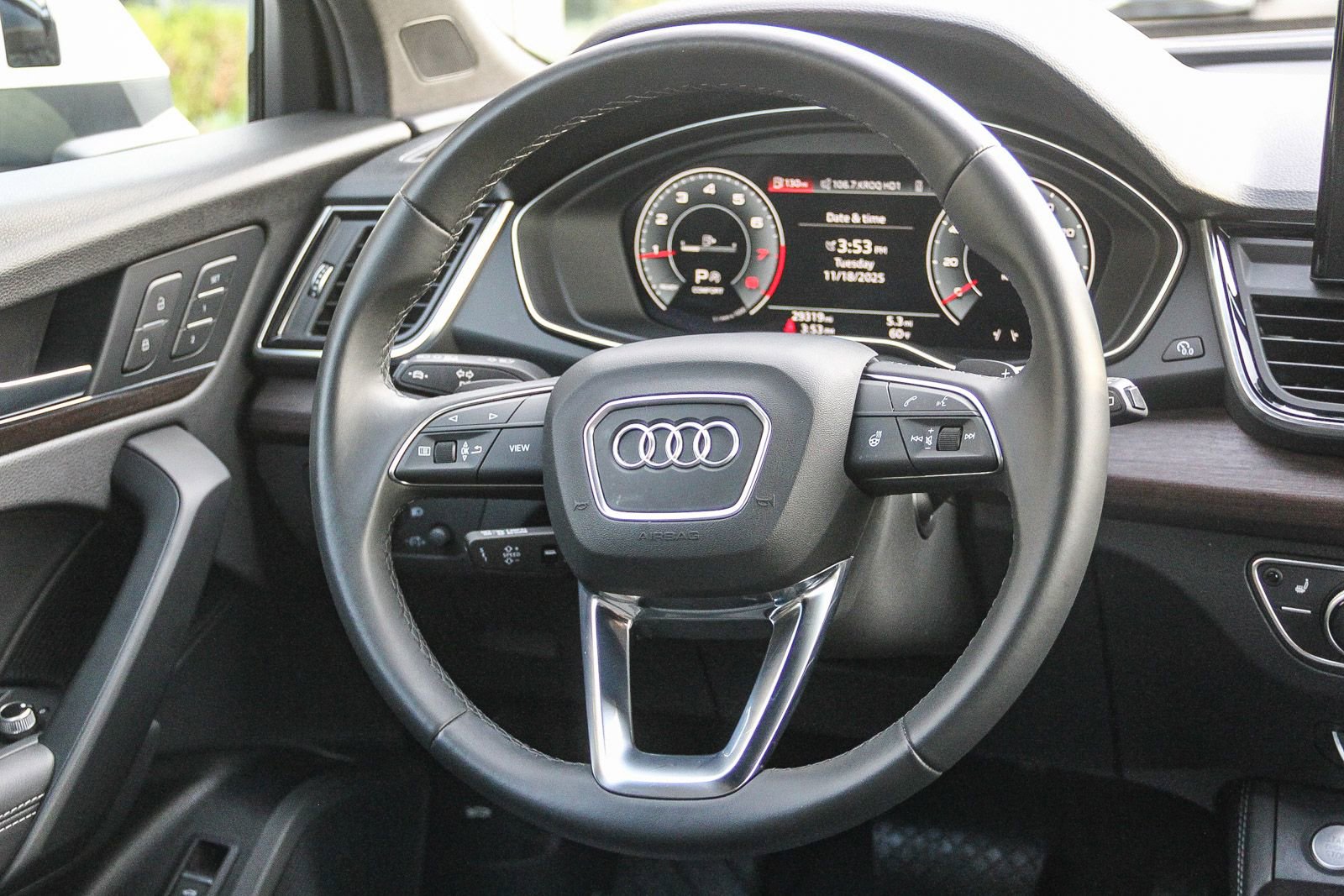 Certified 2023 Audi Q5 2.0T Premium Plus w/ Premium Plus Package image 17