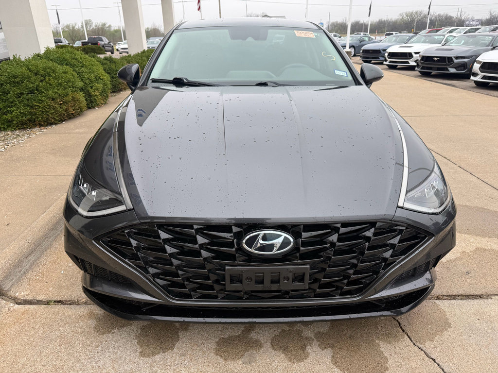 Used 2021 Hyundai Sonata SEL image 2