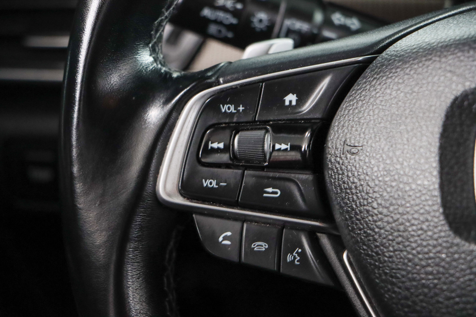 Used 2022 Honda Accord Sport image 13