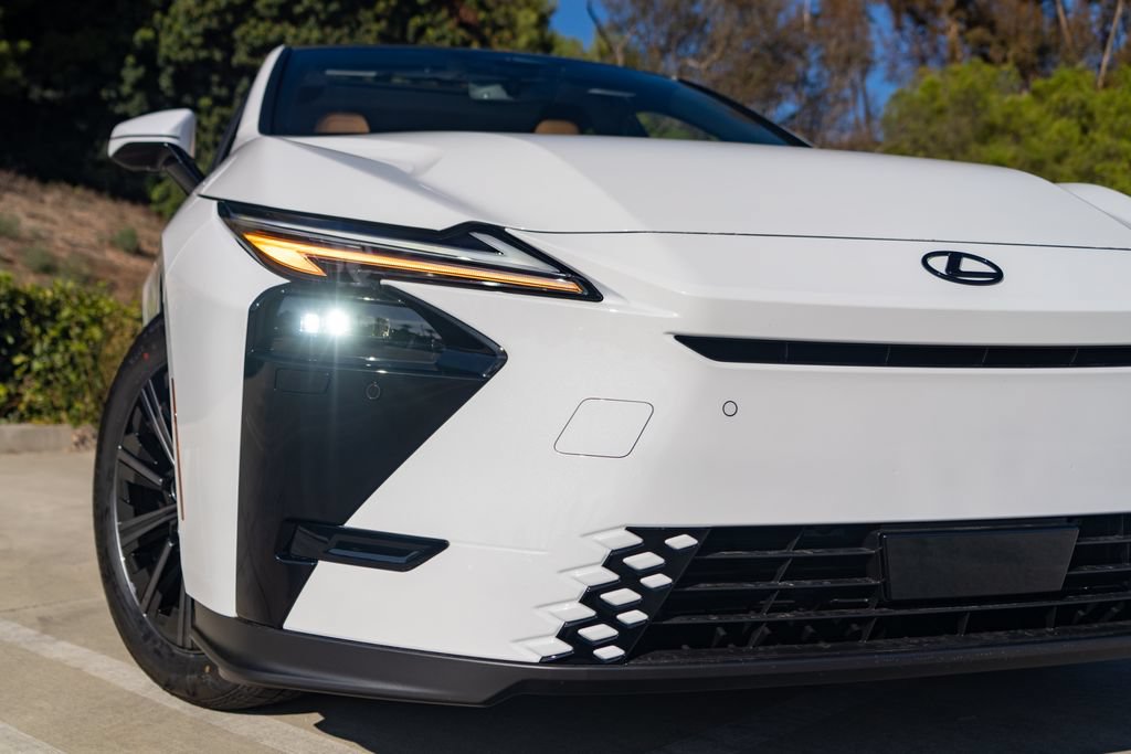 New 2026 Lexus ES 350h w/ Convenience Package FWD image 6