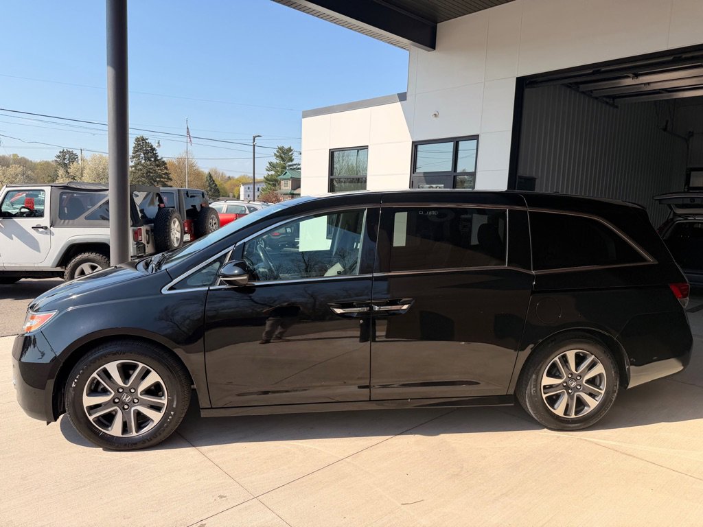 Used 2016 Honda Odyssey Touring image 4