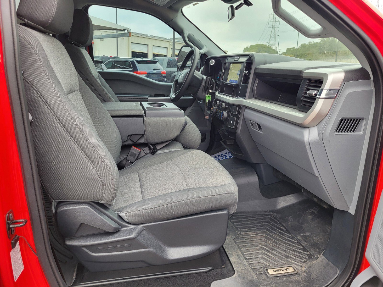 Used 2025 Ford F250 XL w/ STX Appearance Package image 13