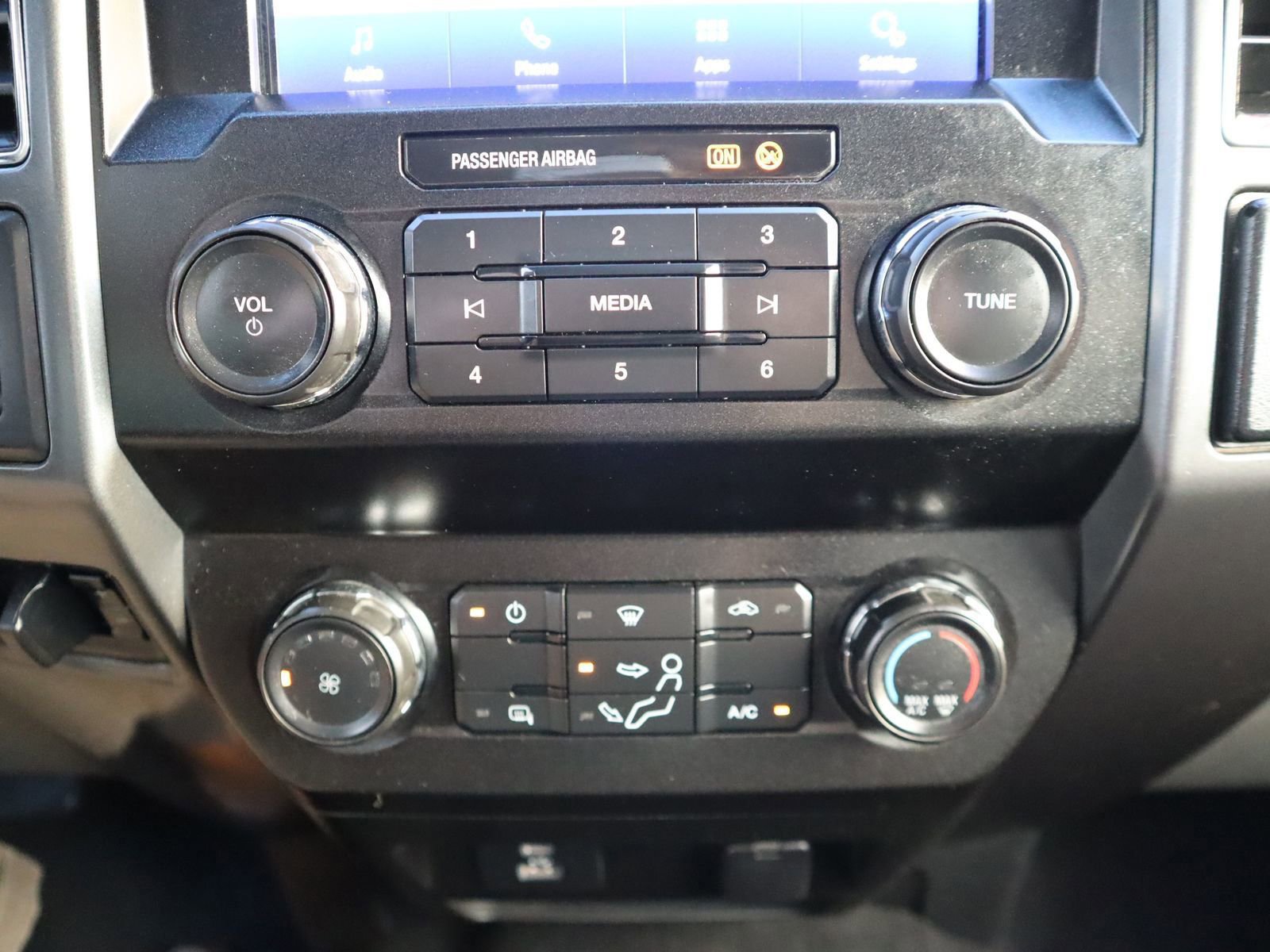 Used 2020 Ford F250 XLT image 42