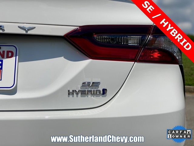 Used 2024 Toyota Camry SE image 11