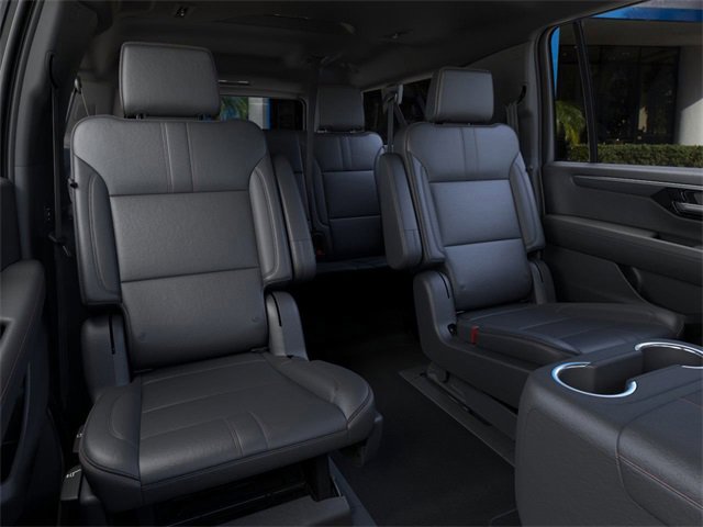 New 2026 Chevrolet Suburban RST image 18
