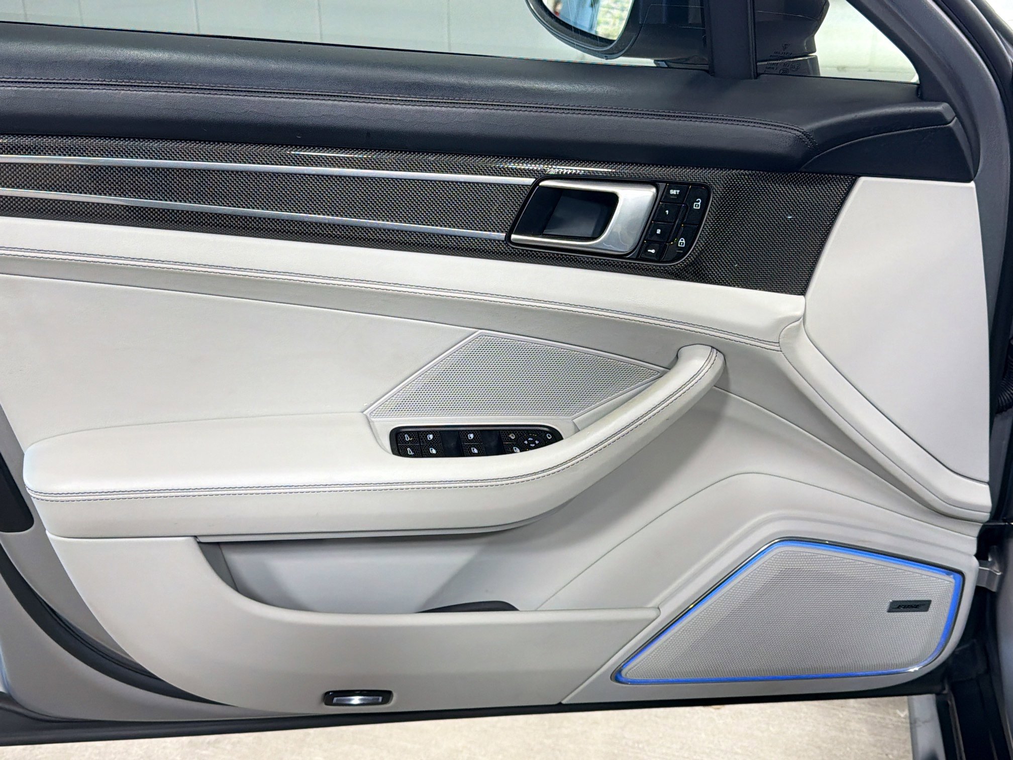 Used 2020 Porsche Panamera GTS image 22